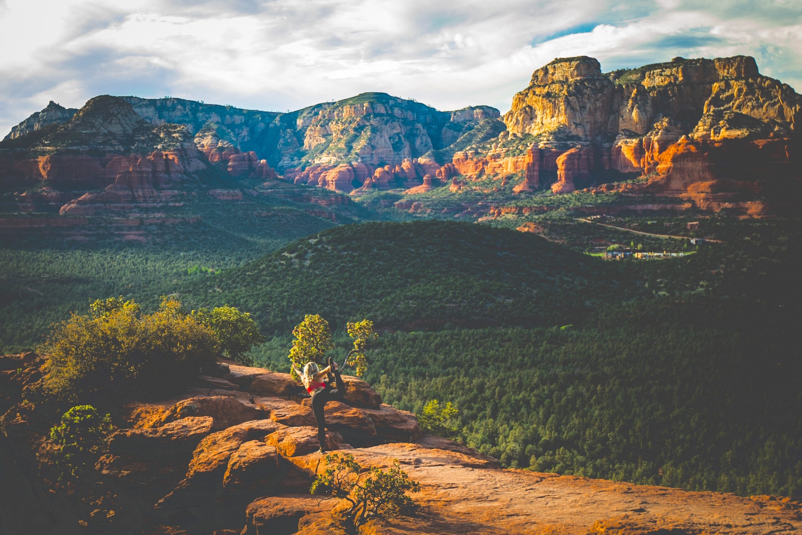 mountain-scenary-background